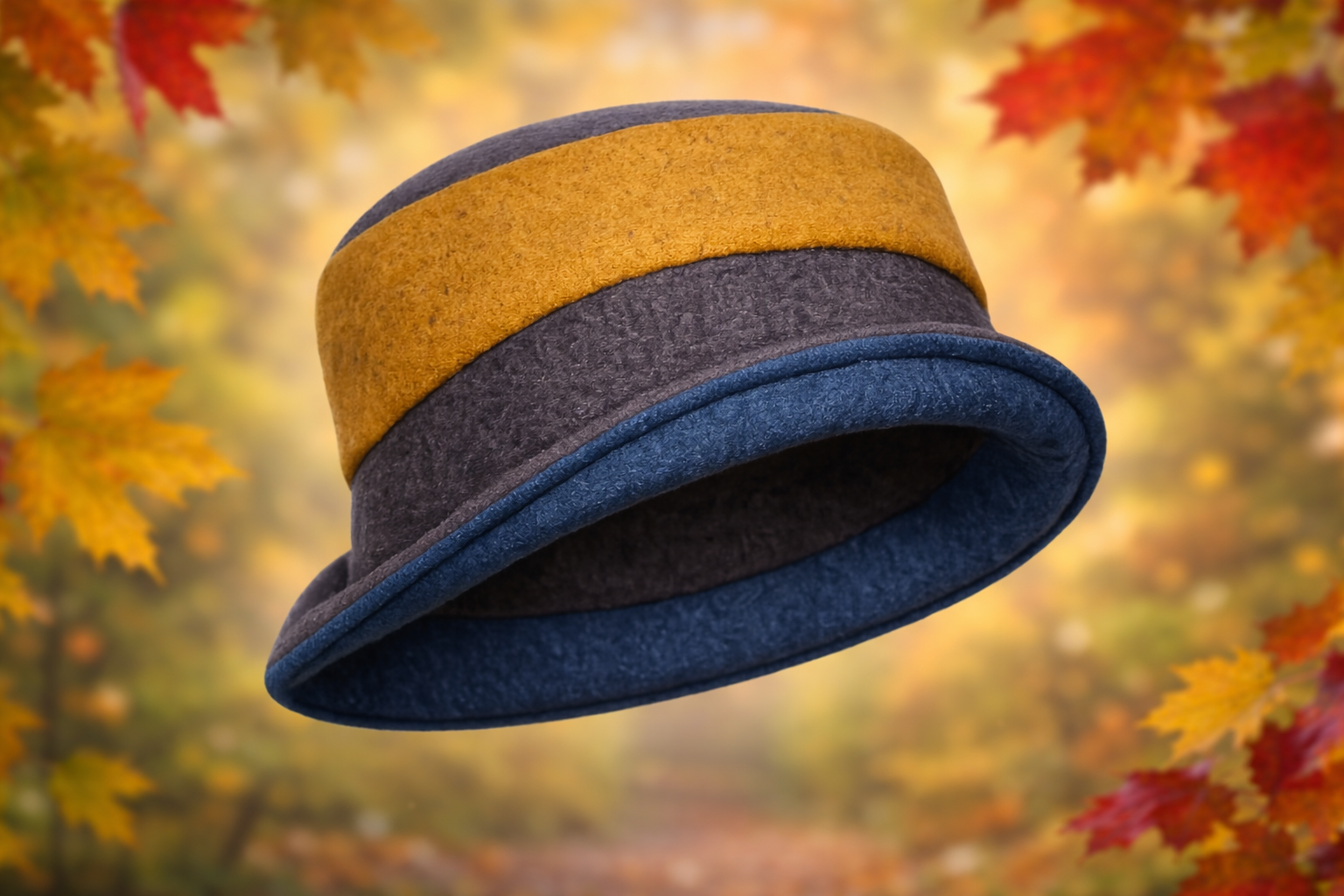 Mehrfarbiger Damenhut aus Wolle mit leicht umgeschlagener Krempe