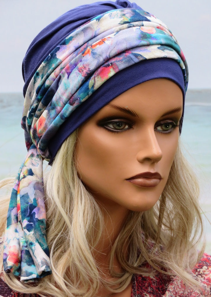 Schöne Kopfbedeckung bei Krebs